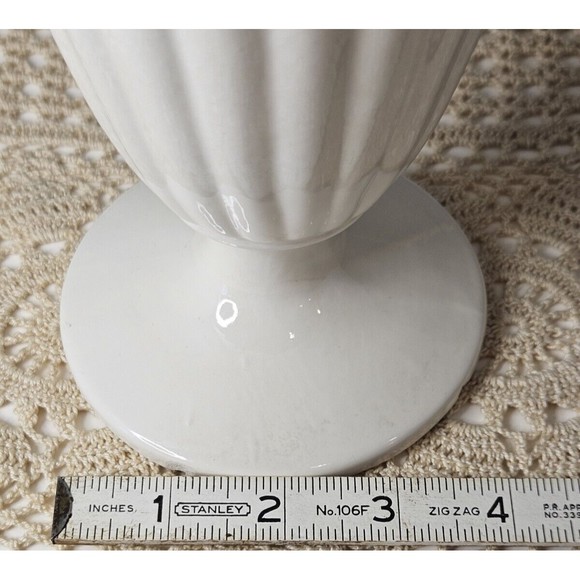Vintage Haeger Pottery Vase #8403 Ribbed Pitcher Ewer Gloss White Cream (read) - Picture 8 of 10